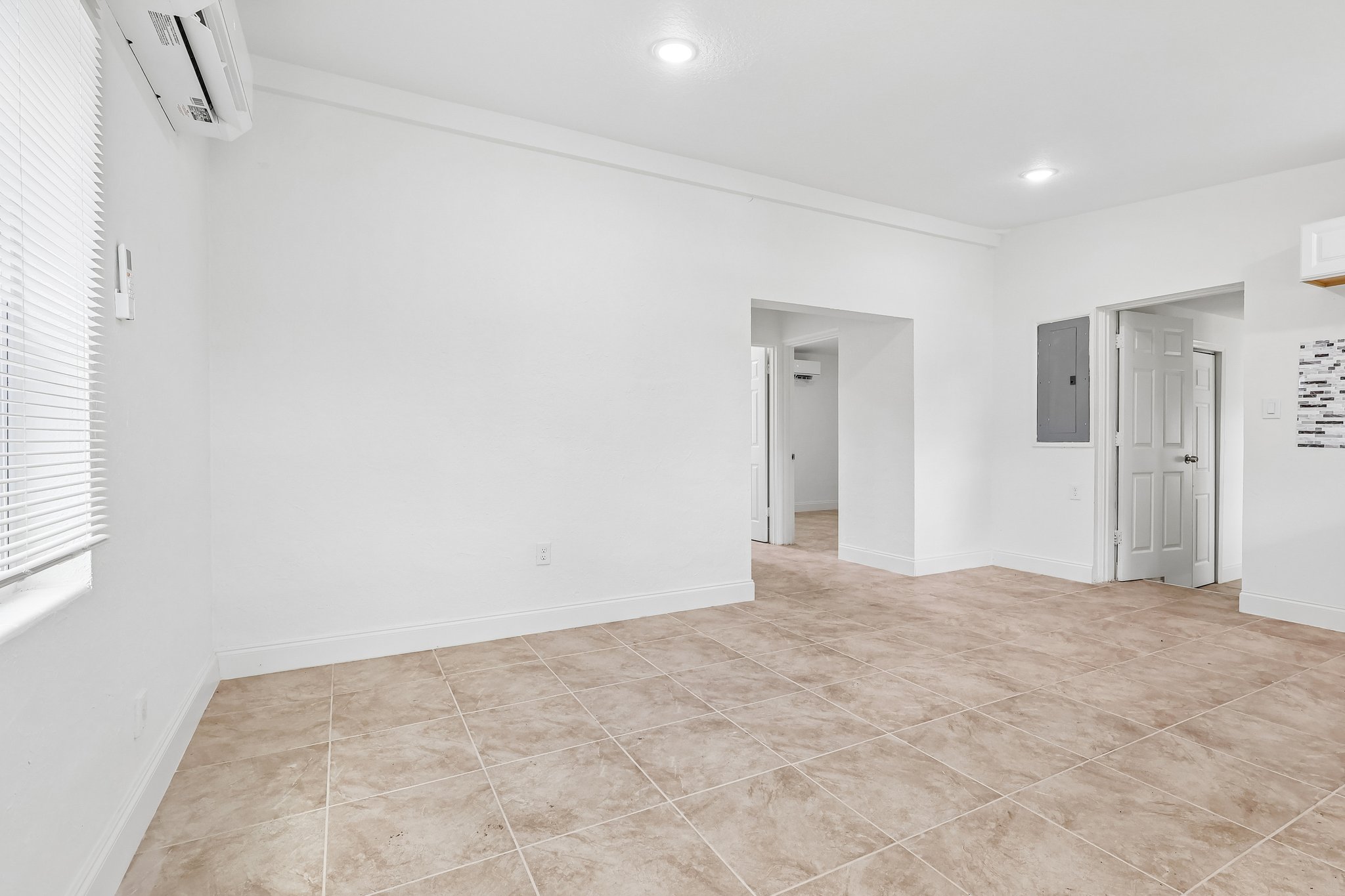 Ferndell Rd-S1506-005.jpg
