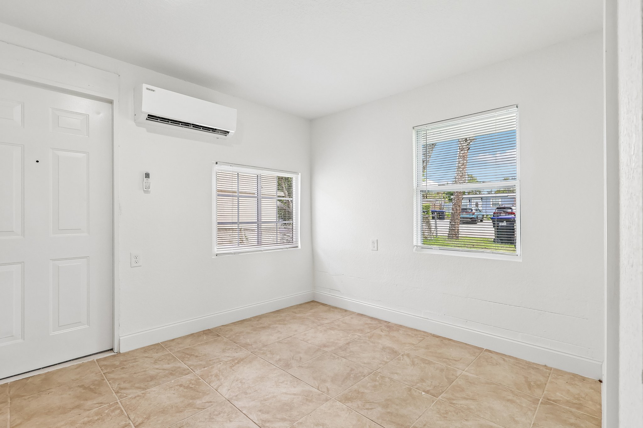 Ferndell Rd-S1506-013.jpg