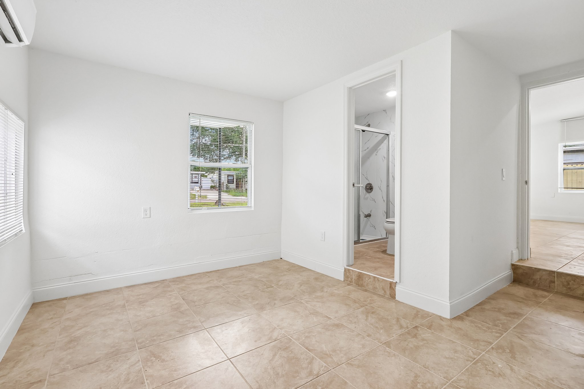 Ferndell Rd-S1506-014.jpg