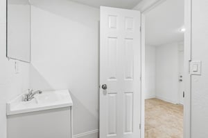 Ferndell Rd-S1506-017.jpg
