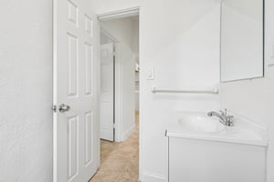Ferndell Rd-S1506-022.jpg