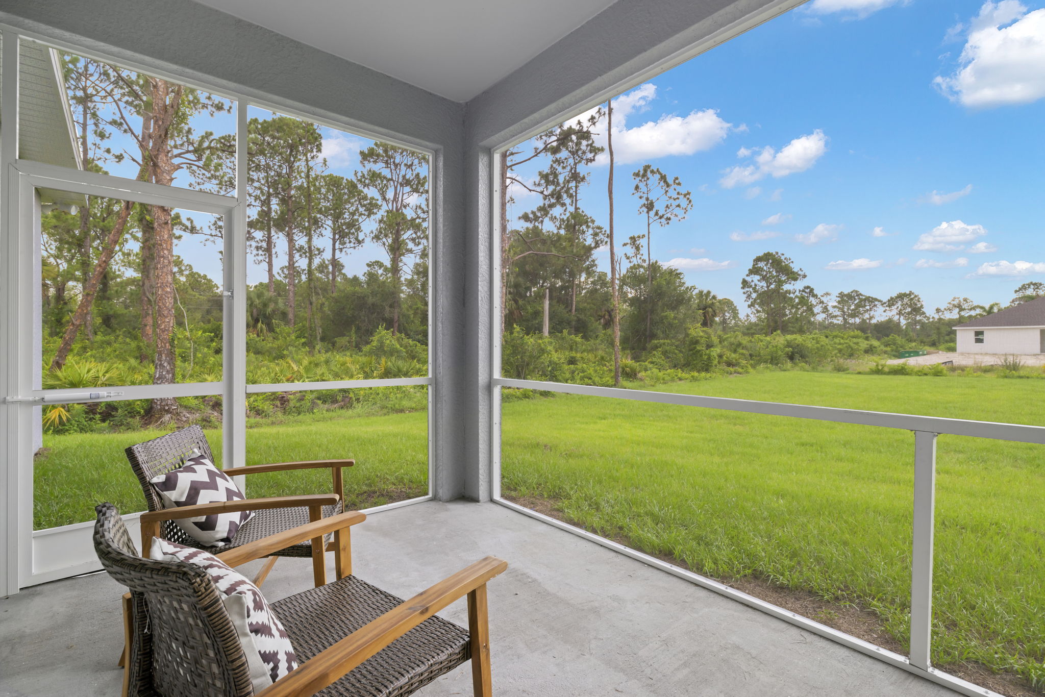 Fully screened in covered lanai - half acre very peaceful