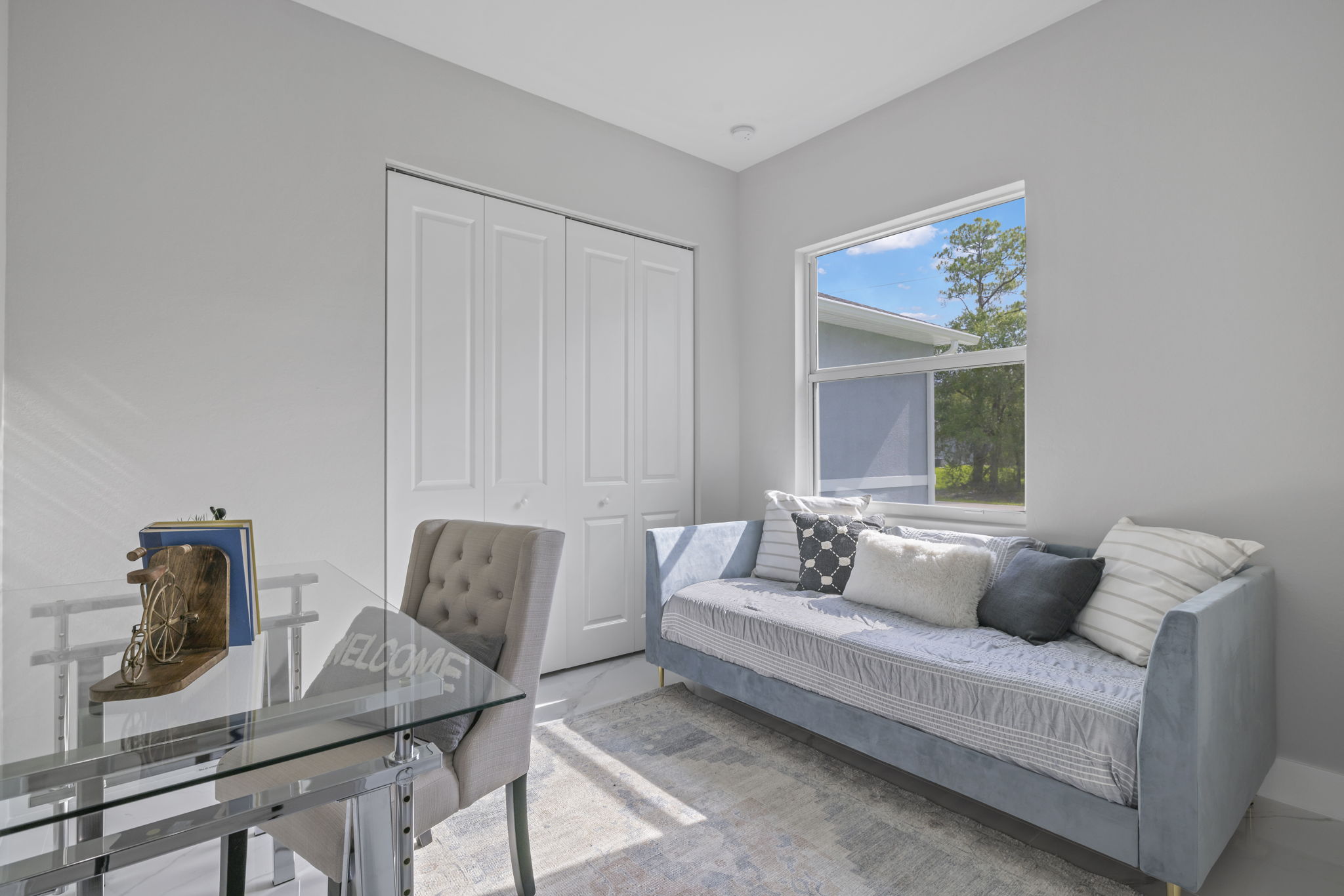 Bedroom 4/Office/Den - all 3 are the same size