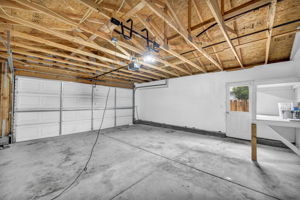  Photo 37