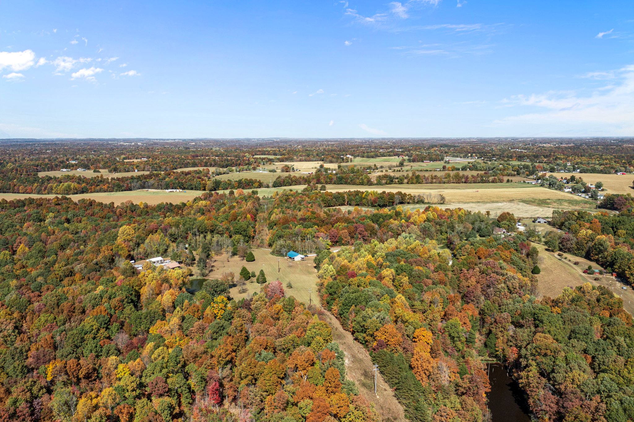 918 Oklahoma Rd, Bee Spring, KY 42207 Harris Visual Media, LLC