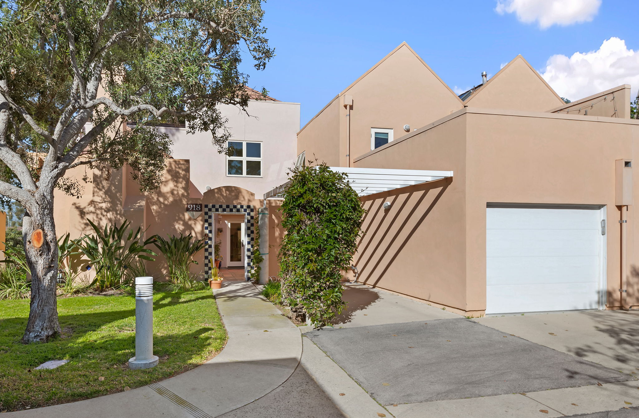 918 W Campus Ln, Goleta, CA 93117 Rafael Bautista Photography