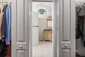 WIC2 9180 Gillmar St 081