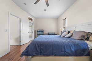 BED1 9180 Gillmar St 009
