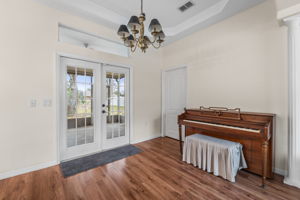 DR 9180 Gillmar St 111