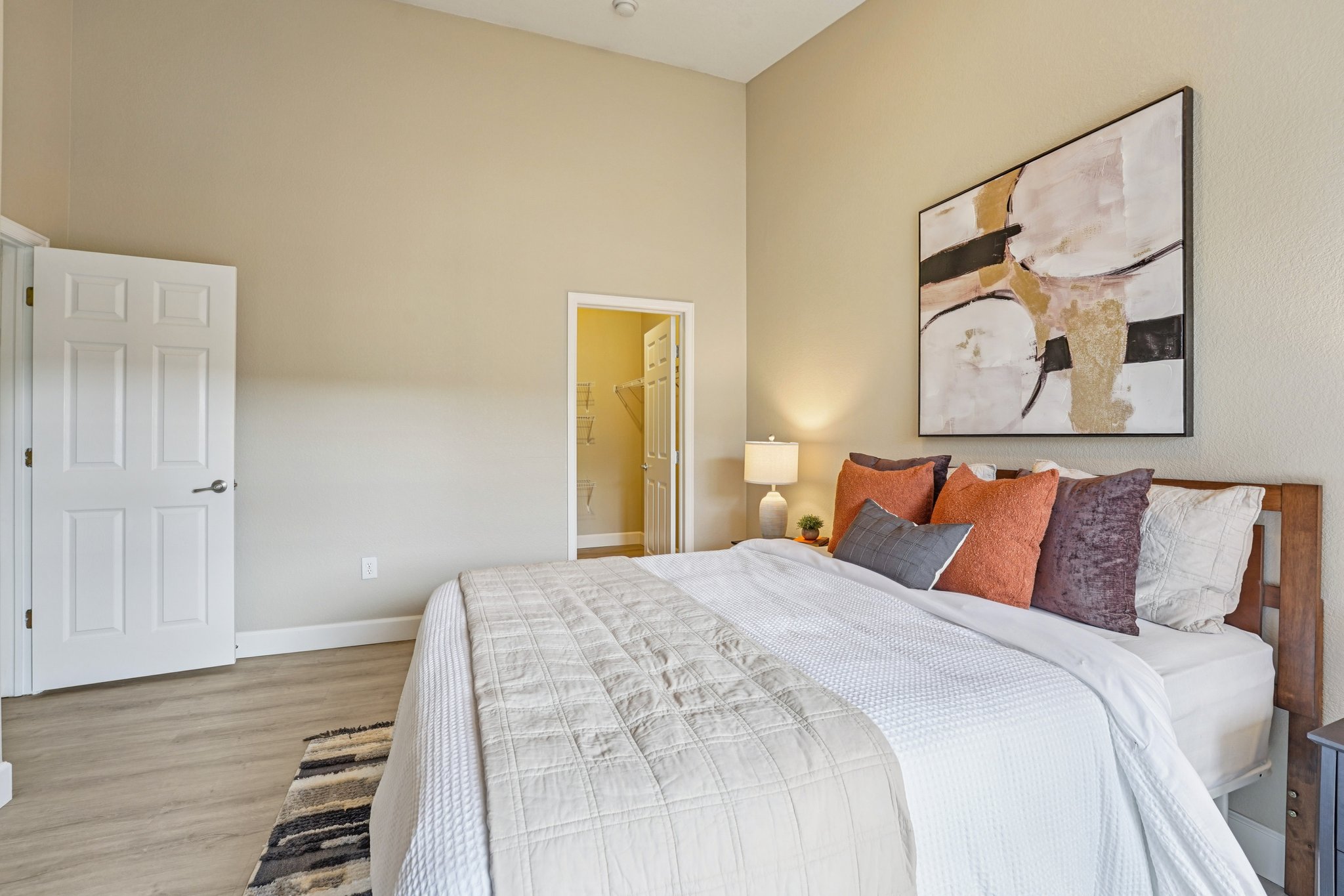 Rolling Way 306-S0804-026.jpg