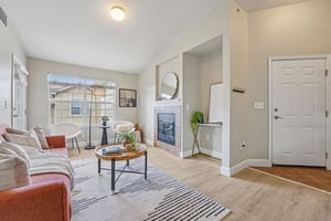 Rolling Way 306-S0804-005.jpg