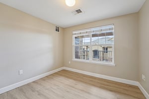 Rolling Way 306-S0804-020.jpg