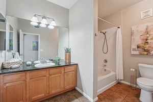 Rolling Way 306-S0804-023.jpg