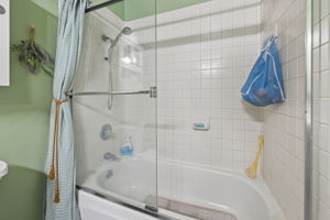  Photo 34