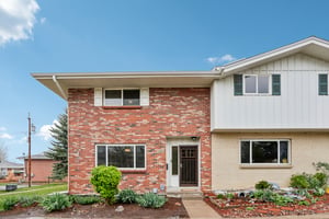 E Oxford Dr-S0605-001.jpg