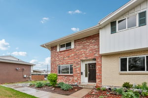 E Oxford Dr-S0605-003.jpg