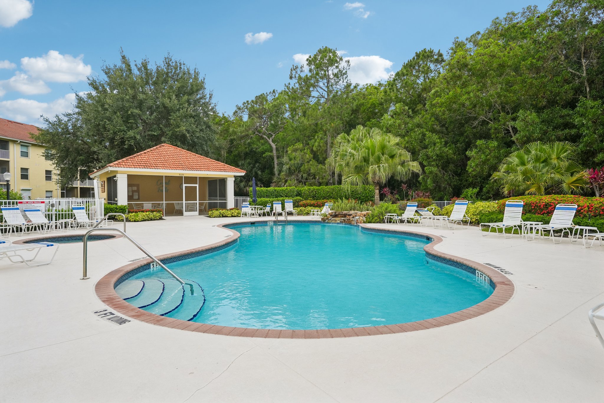 Celeste Dr 103-2105-907.jpg