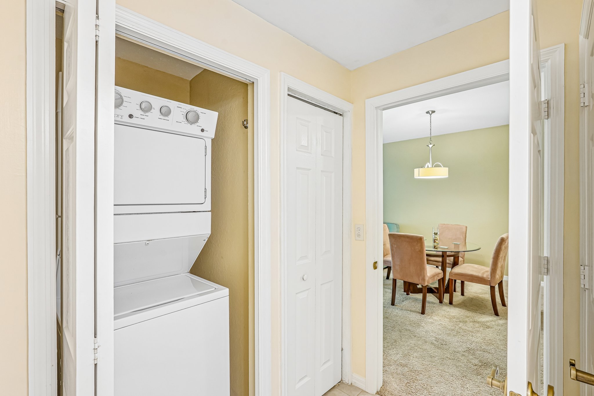 Celeste Dr 103-S2105-023.jpg
