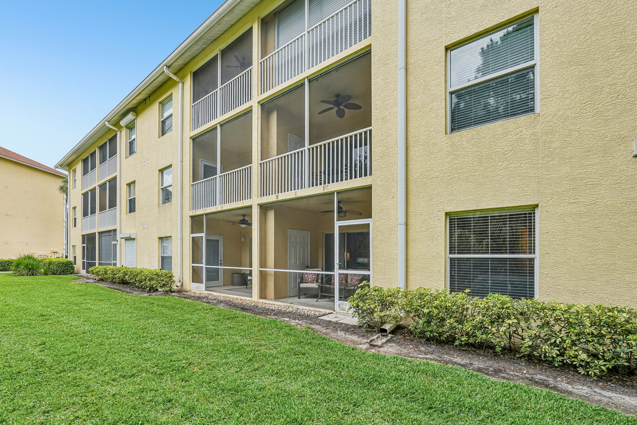 Celeste Dr 103-S2105-028.jpg