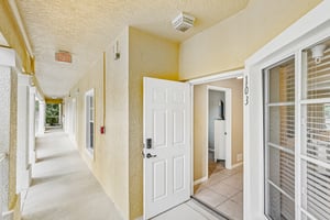 Celeste Dr 103-S2105-004.jpg