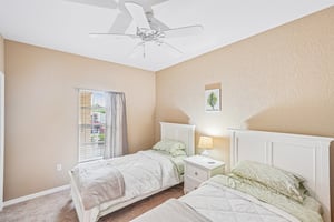 Celeste Dr 103-S2105-015.jpg