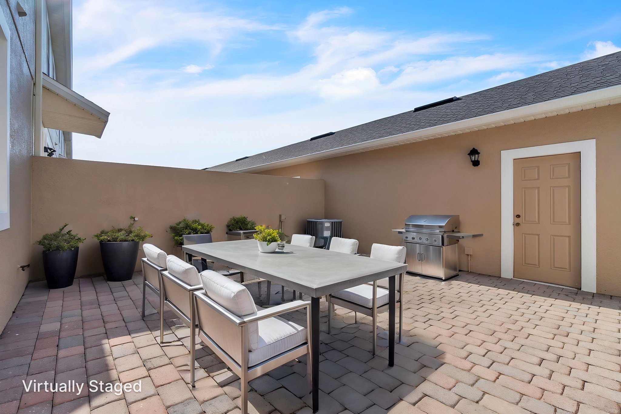9189 Camden Gardens St-32 virtually staged.jpeg