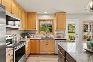 Stainless steel appliances all included. Granite counter tops, shaker cabinets, recessed lighting, and so many cabinets!