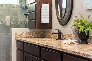 What a beautiful primary bathroom!