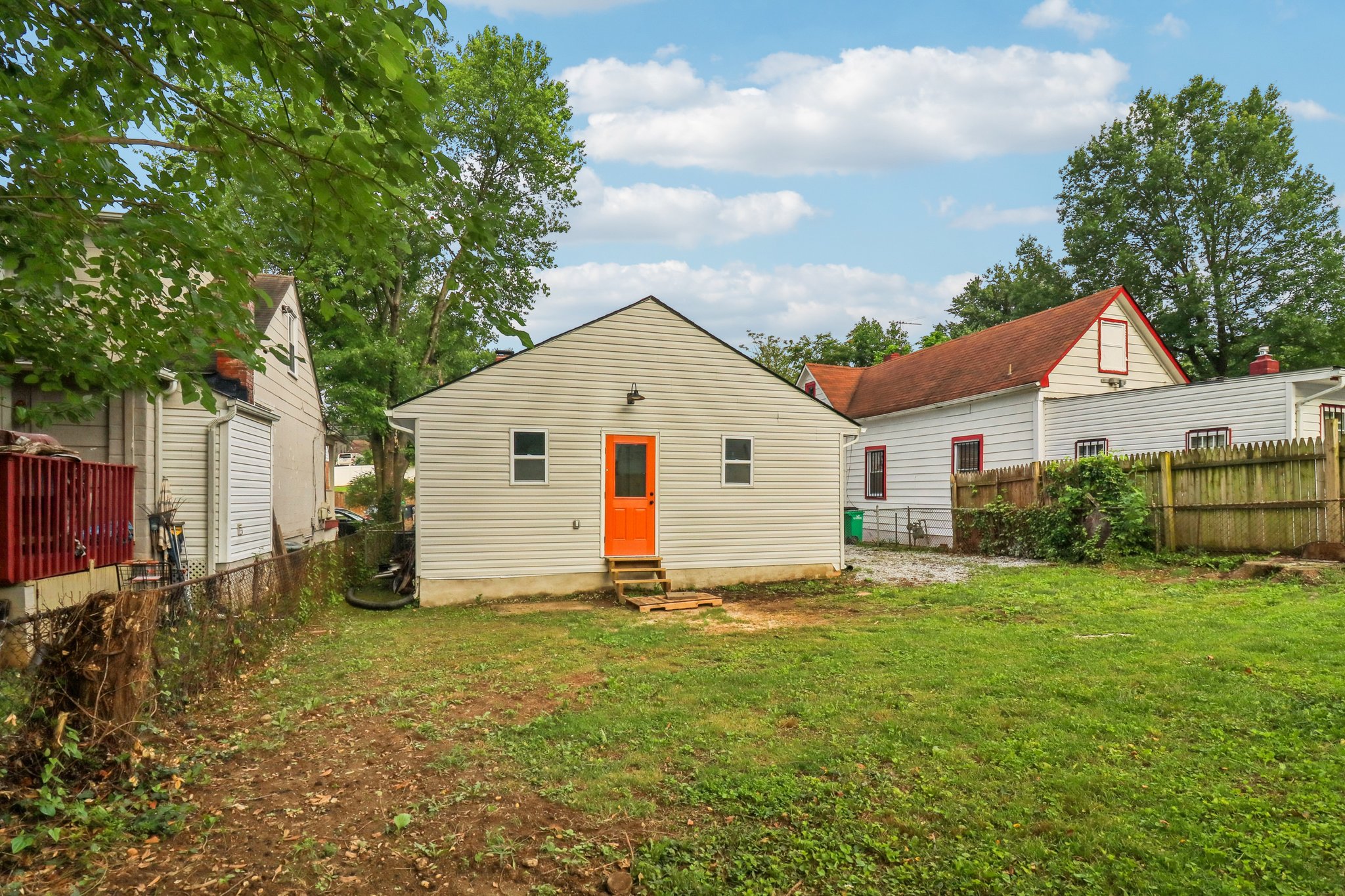 Mentor Ave-1806-052.jpg