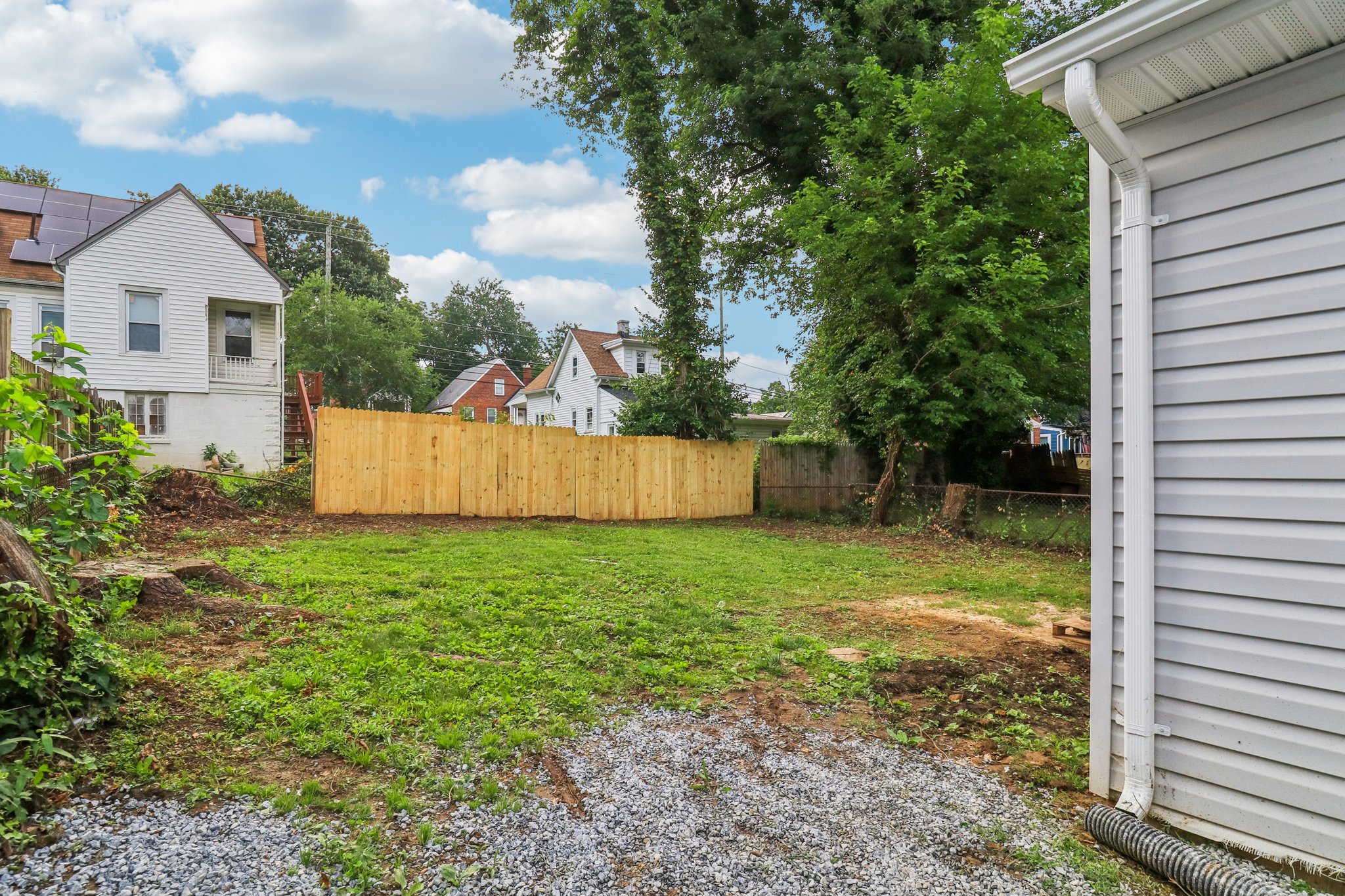 Mentor Ave-1806-058.jpg