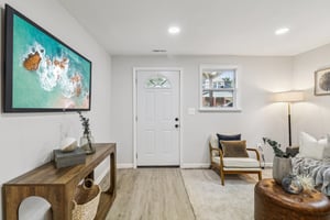 Mentor Ave-1806-015.jpg