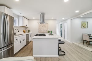 Mentor Ave-1806-024.jpg