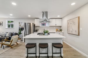 Mentor Ave-1806-029.jpg
