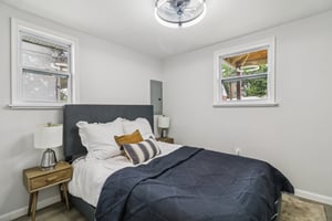 Mentor Ave-1806-031.jpg