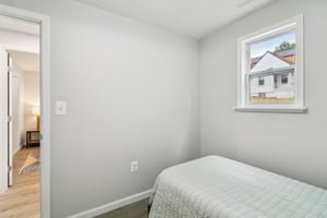 Mentor Ave-1806-038.jpg