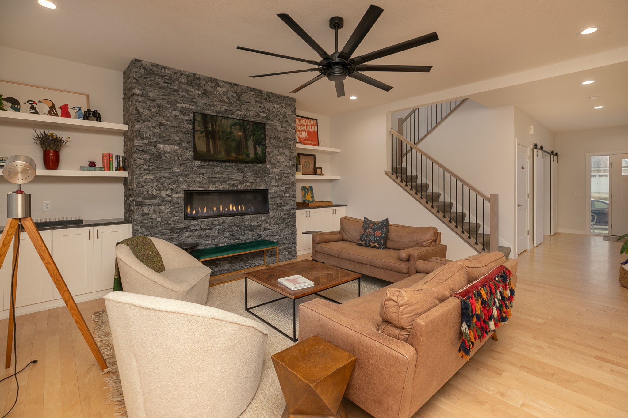 08-Living Room