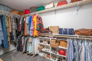 28-Closet