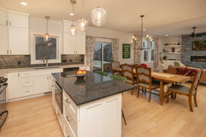 16-Kitchen