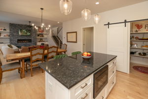 17-Kitchen