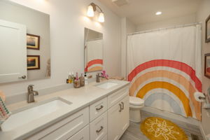 33-Bathroom