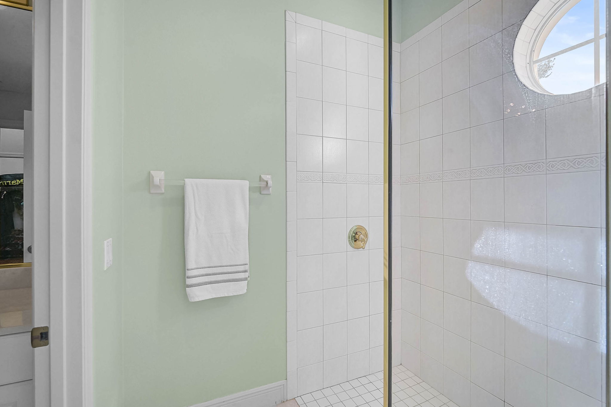 919 Tranquility Cir-15