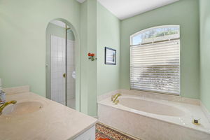 919 Tranquility Cir-13