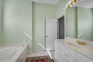 919 Tranquility Cir-14