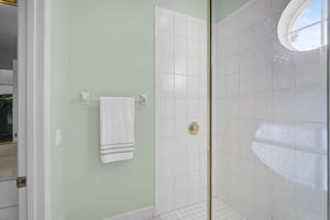 919 Tranquility Cir-15