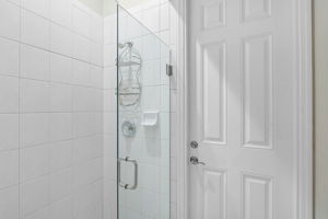 919 Tranquility Cir-23