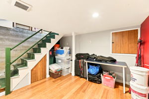  Photo 34