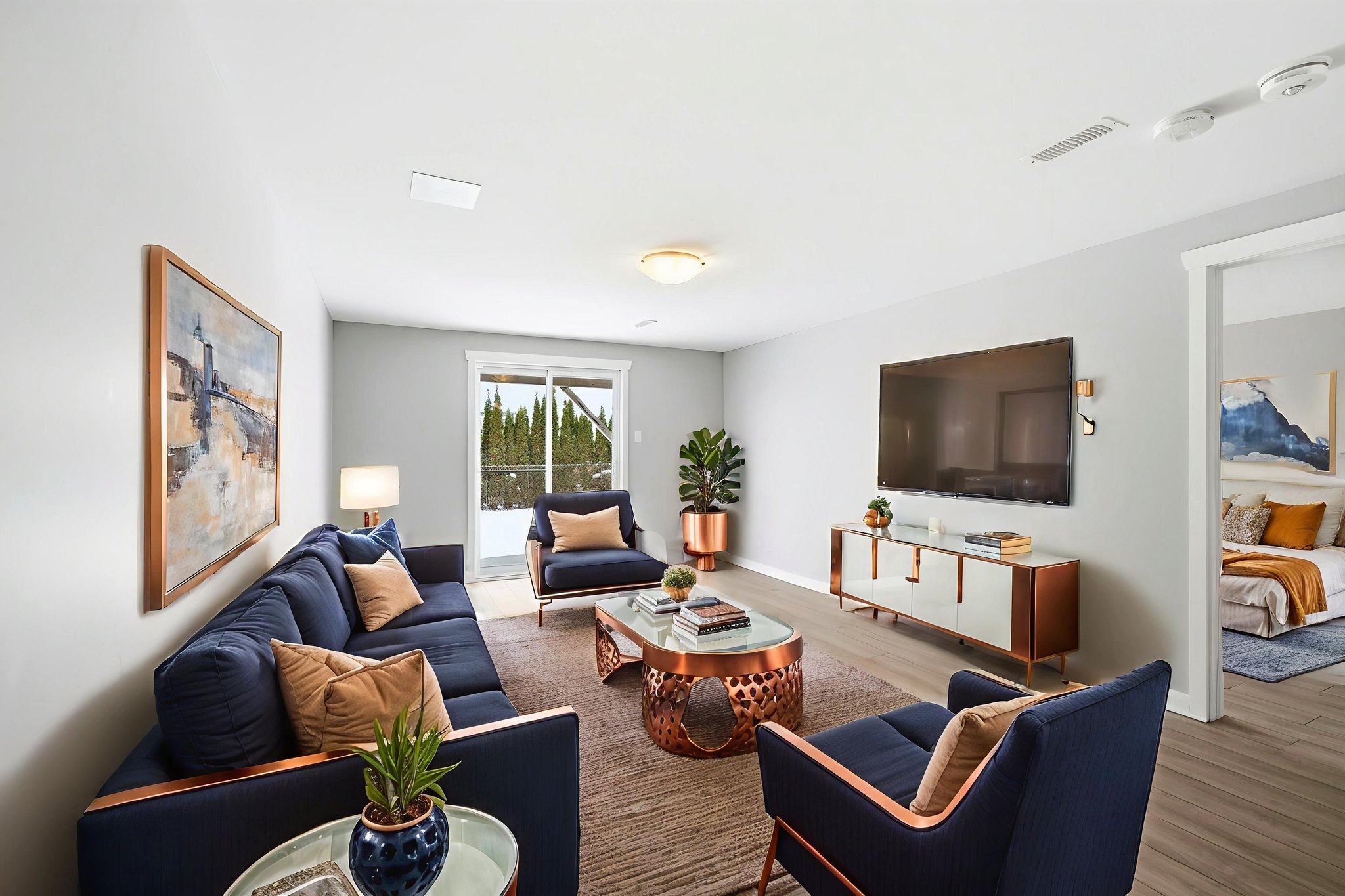 DSC02964 virtually staged.jpeg