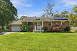 92 Evergreen Dr, New Britain, PA 18901, USA Photo 1