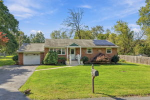 92 Evergreen Dr, New Britain, PA 18901, USA Photo 4