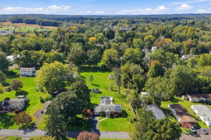 92 Evergreen Dr, New Britain, PA 18901, USA Photo 49